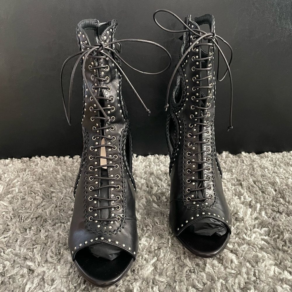 NIB Zara Studded Leather Sandal Booties - Picture 4 of 13